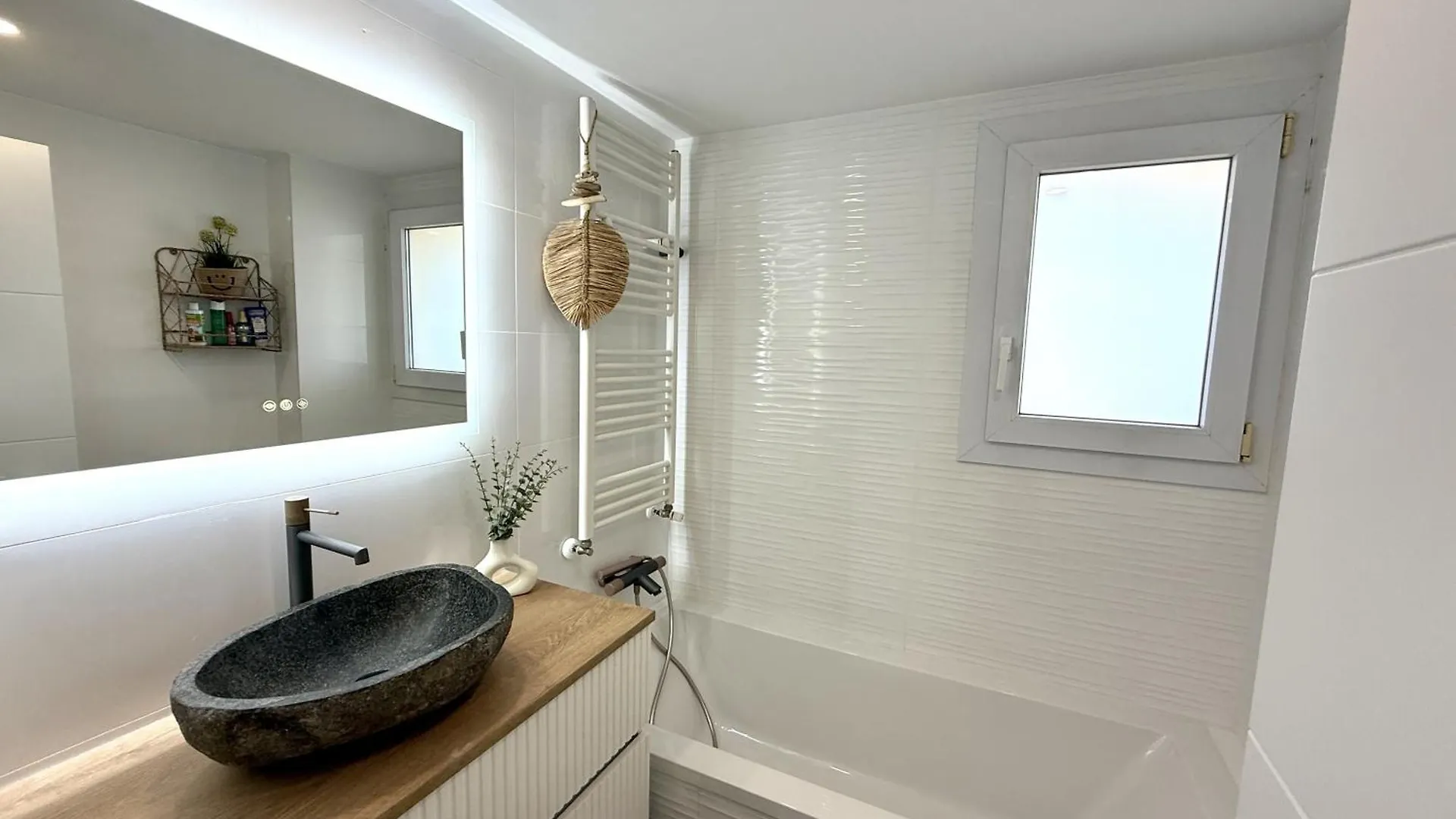 3Apartamento De Tres Habitaciones إمبوريابرافا إسبانيا